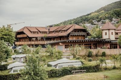 Schwarzwälder Hof mit Campingplatz und Wellnessbereich